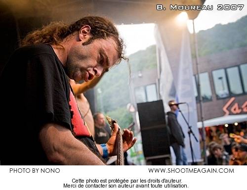 Tagada Jones à Bomal-sur-Ourthe (Durbuy Rock Festival), le 12-05-2007, par Nono — 32 sur 57